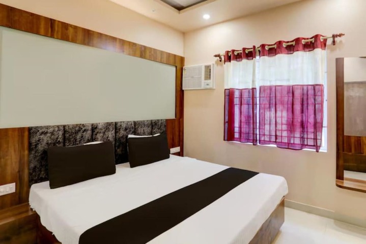 Room 3 of 11