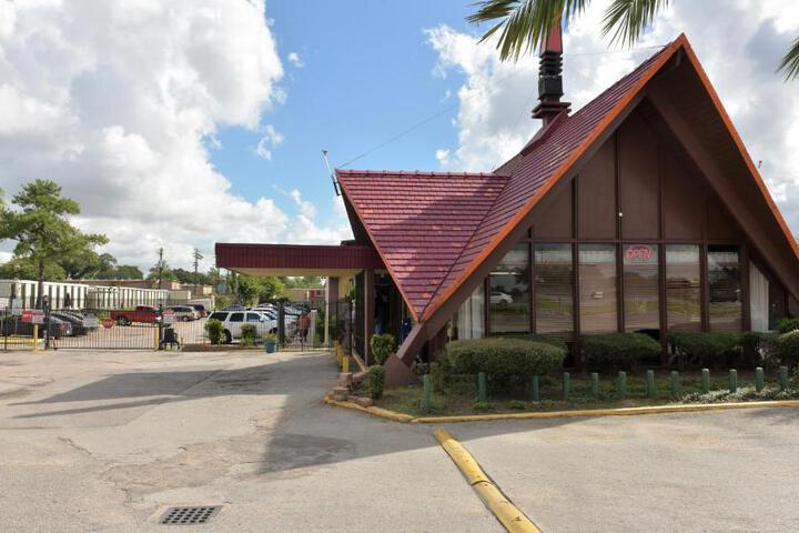 Red Carpet Inn in Houston, TX