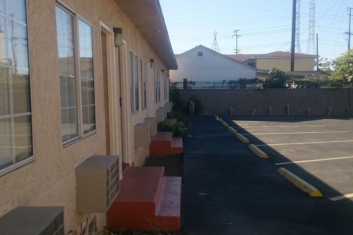 Property Grounds 14 of 17