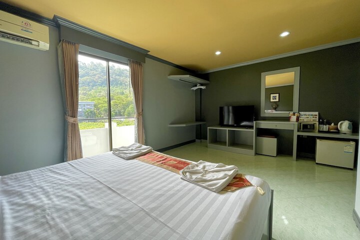 Room 16 of 47