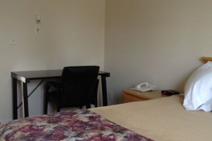 Room 16 of 53