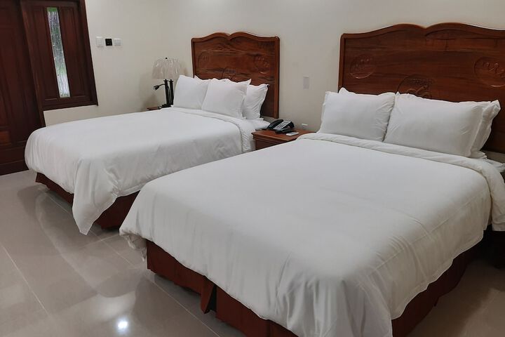 Room 11 of 35