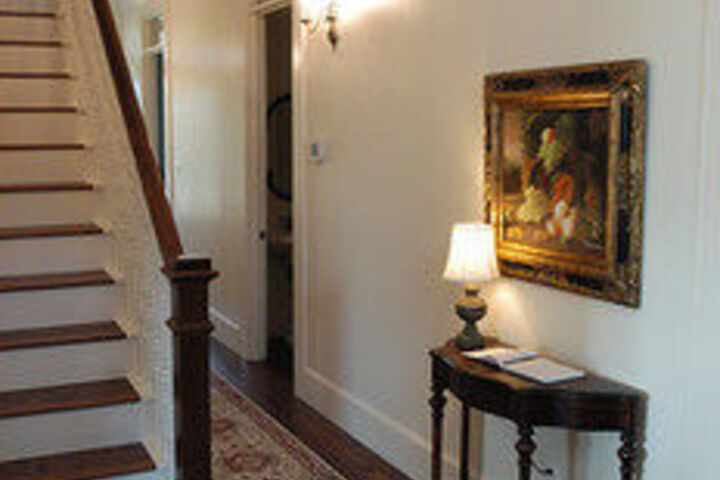 Ballroom/Hall 13 of 21