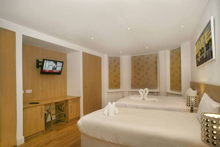 Suite Room