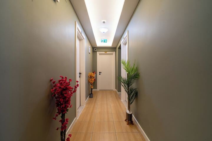 Ballroom/Hall 49 of 56
