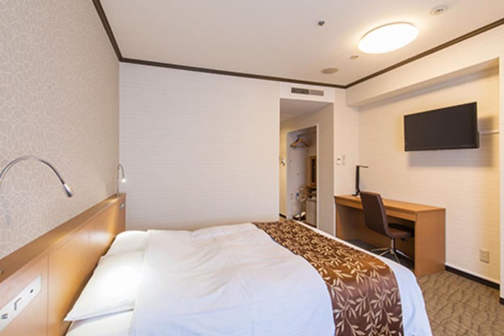 Room 16 of 41
