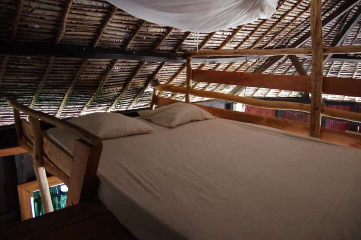 Room 12 of 49