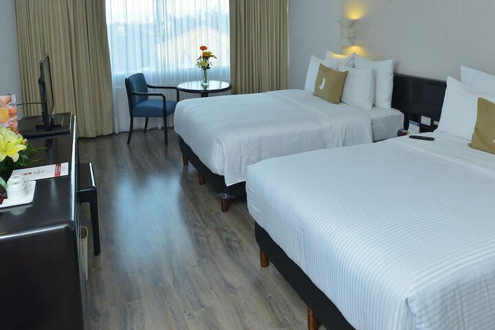Room 17 of 221