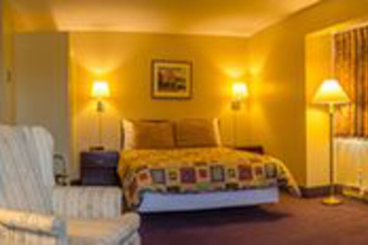 Room 15 of 25