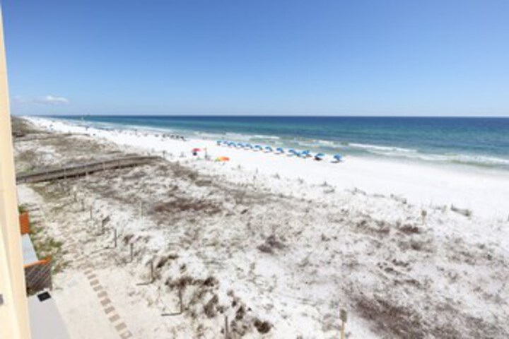 Beach 18 of 63