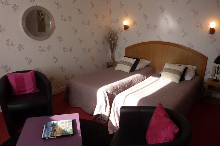 Room 9 of 61