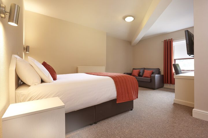 Room 3 of 31