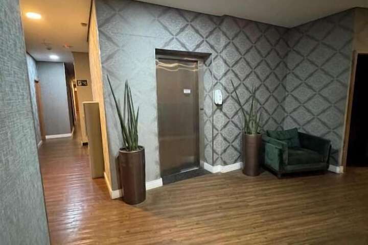 Room 20 of 32