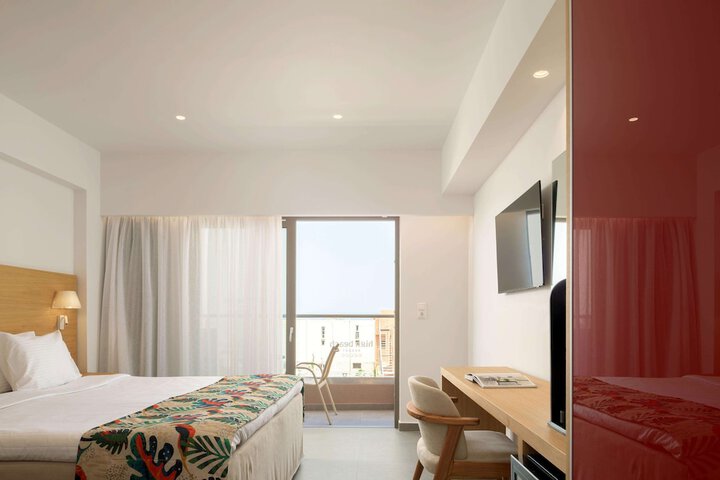 Room 89 of 152