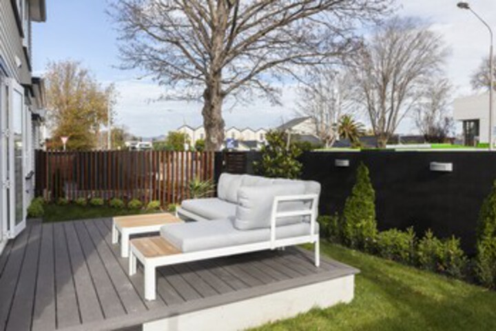 Terrace/Patio 15 of 17