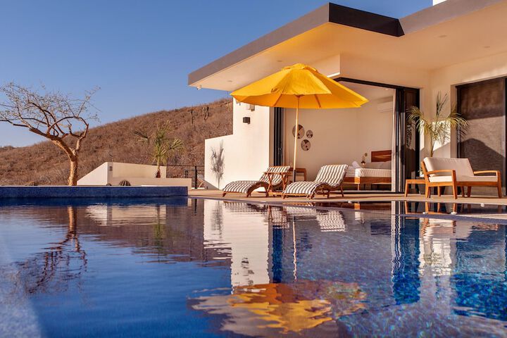 Pool 11 of 20