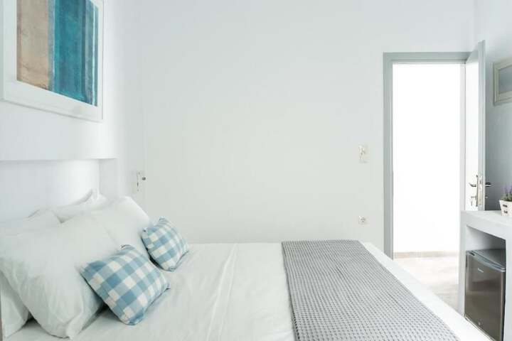 Room 26 of 86