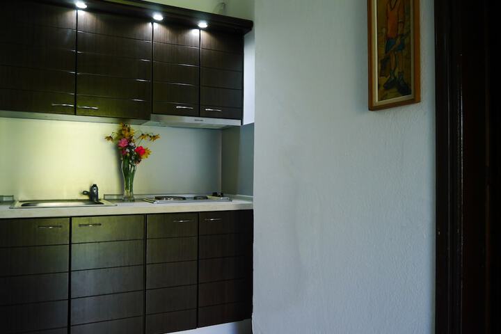 Room 4 of 73