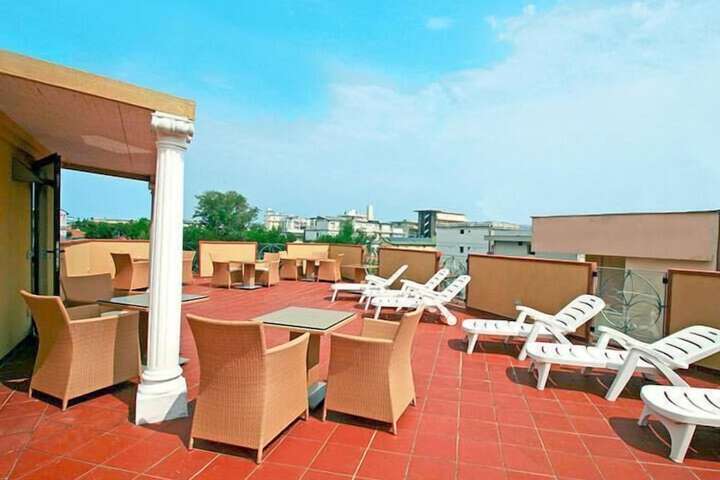 Terrace/Patio 6 of 7