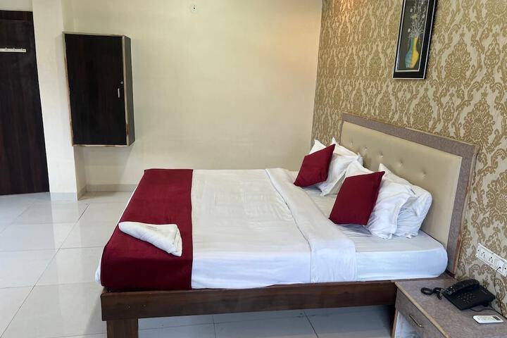 Room 44 of 88