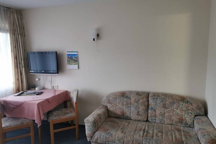 Room 11 of 26