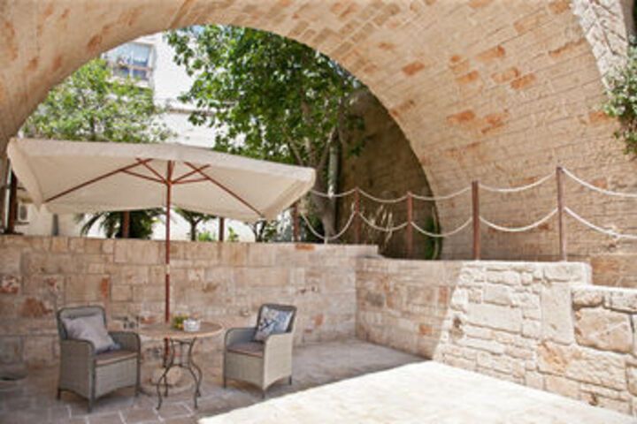 Terrace/Patio 85 of 100