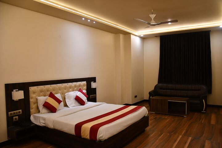 Room 22 of 46