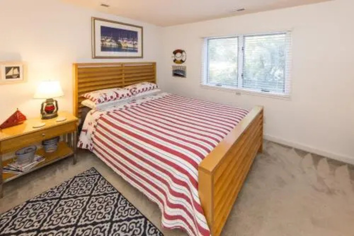 Room 6 of 23