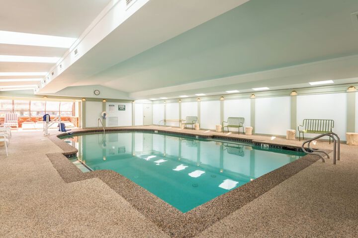 Pool 83 of 105