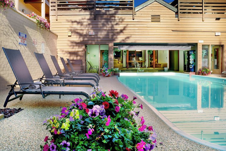 Pool 48 of 75