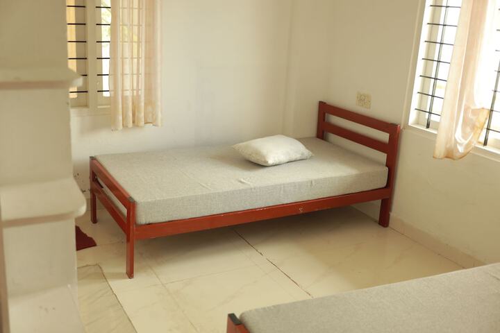 Hotel 53 of 53