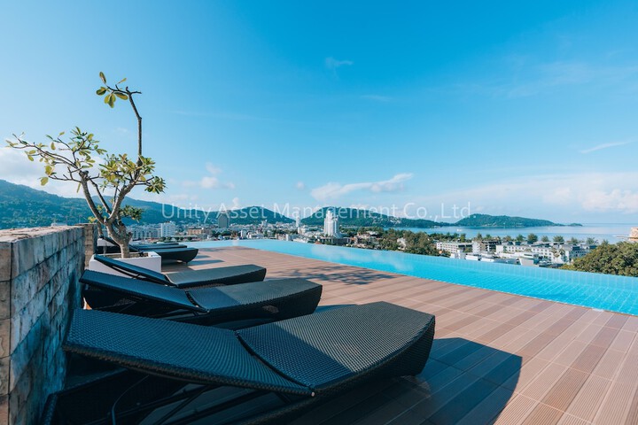 Pools & Facilities