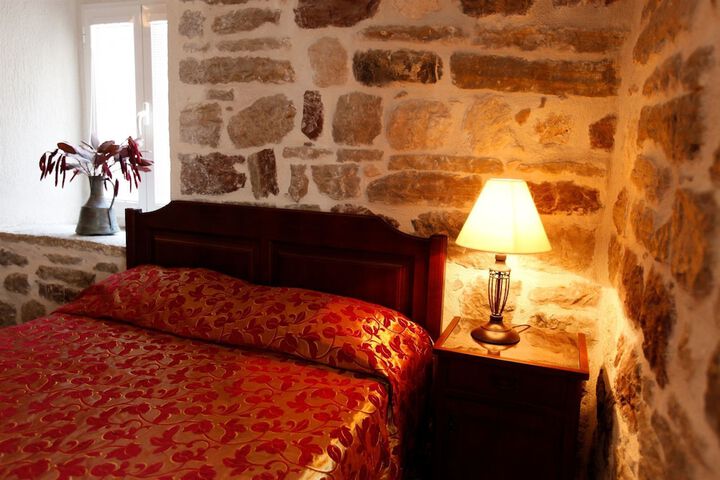 Room 10 of 41
