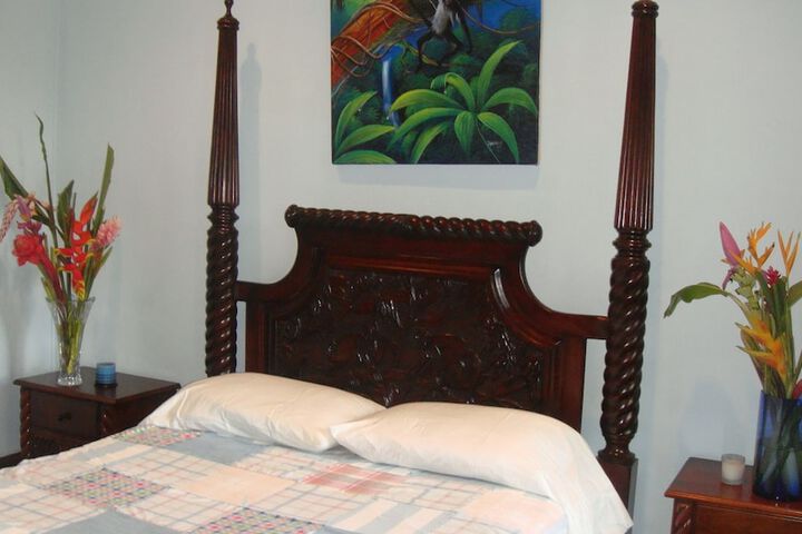 Room 3 of 38