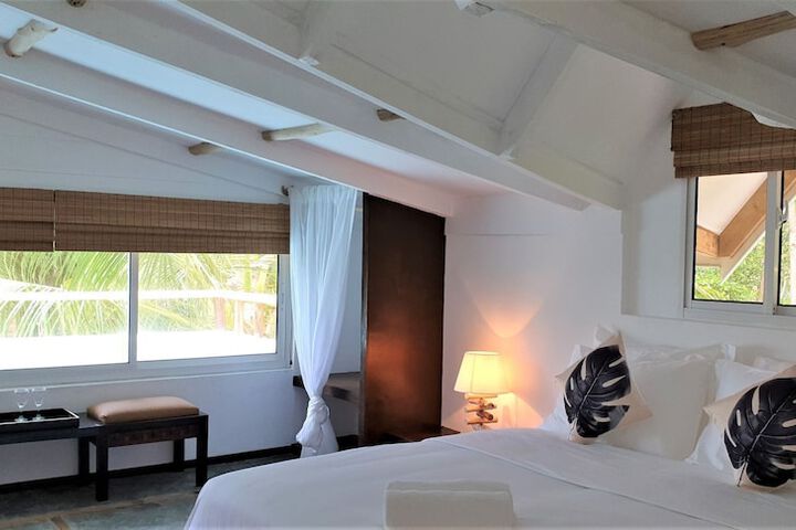 Room 10 of 54