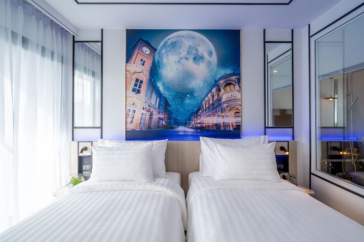 Room 13 of 46