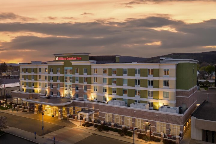 Hotel 73 of 79