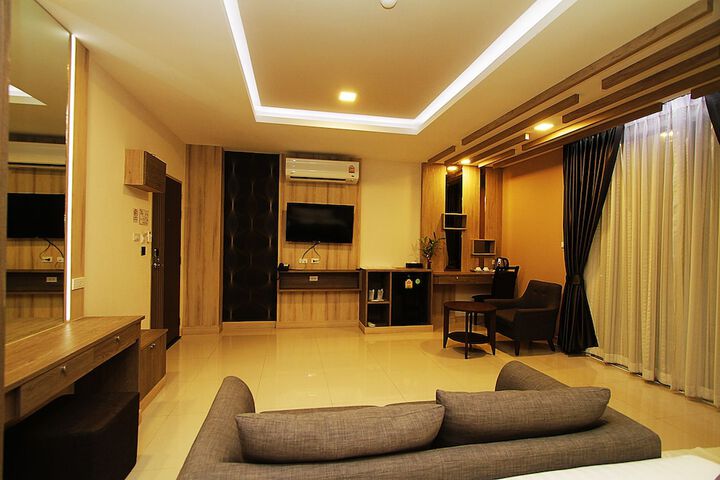 Room 20 of 79