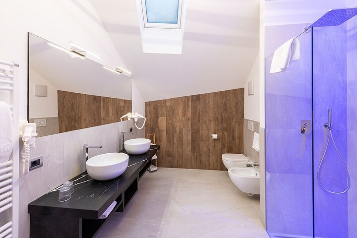 Bathroom Interior Photo