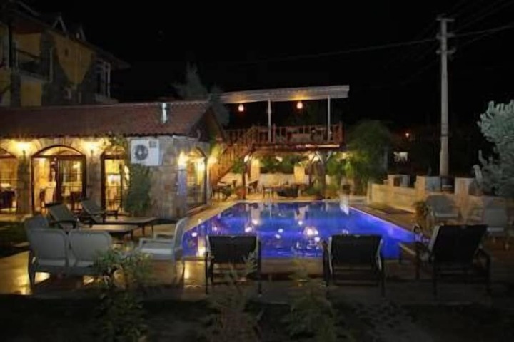 Pool 46 of 73