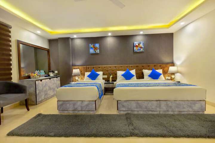 Room 17 of 21
