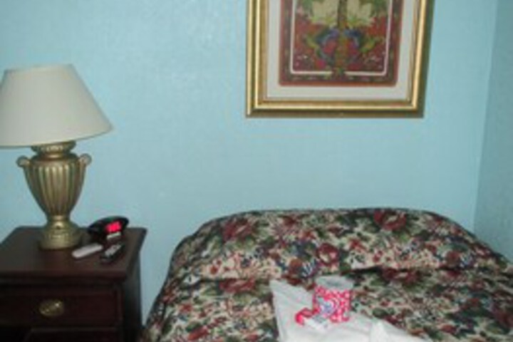 Room 13 of 15