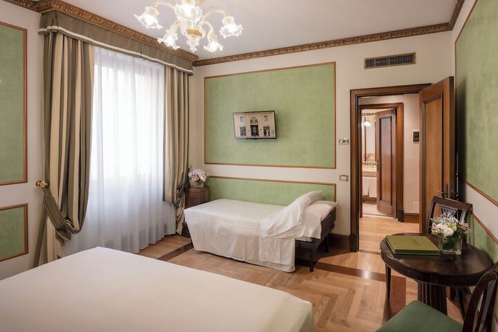 Room 45 of 90