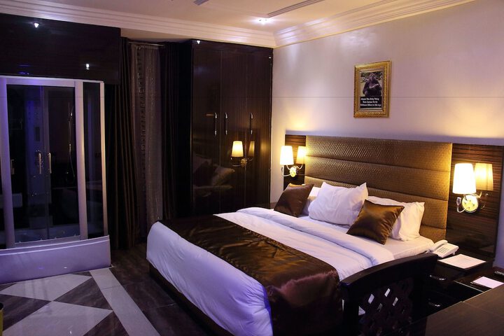 Room 7 of 45