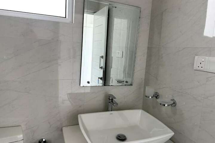 Room 15 of 27
