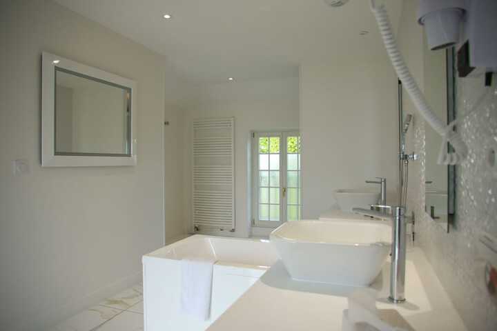 Room 40 of 75