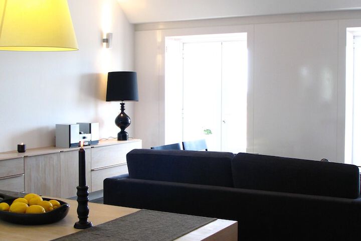 Room 93 of 179