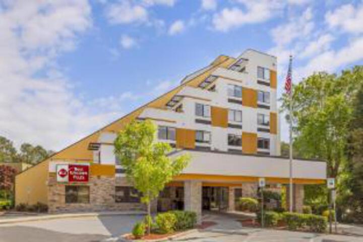 Hotel 6 of 23