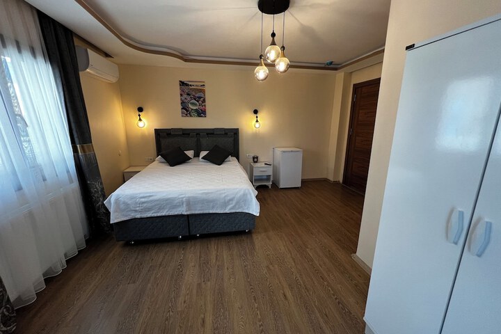 Room 9 of 58
