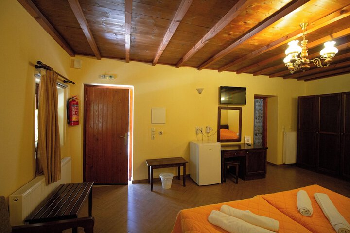 Room 49 of 206